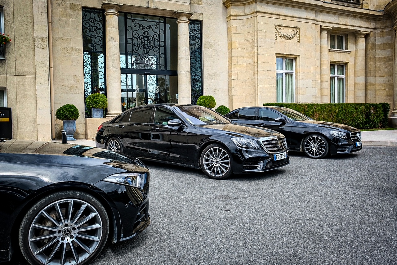 Service Mercedes Classe E - California Limousines Paris